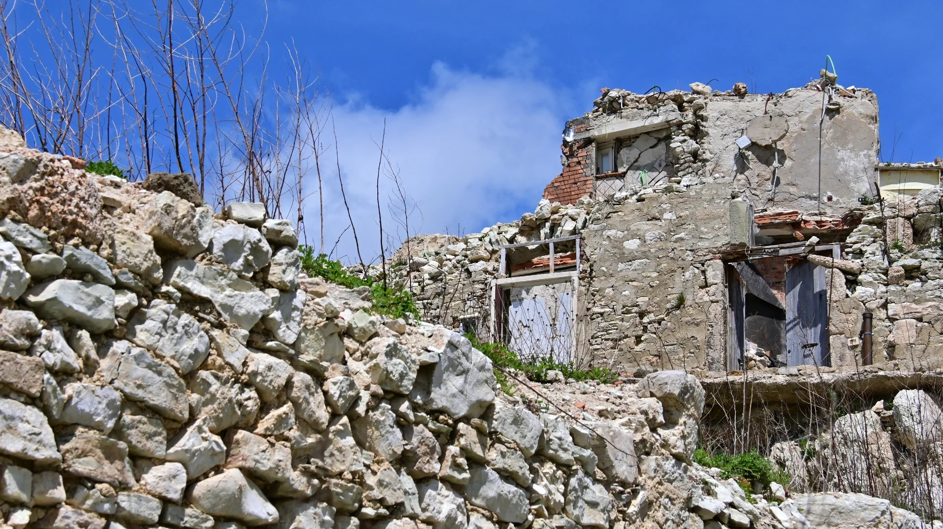 Marken Erdbebenschäden | © Sabine Schoening & Thomas Häuser