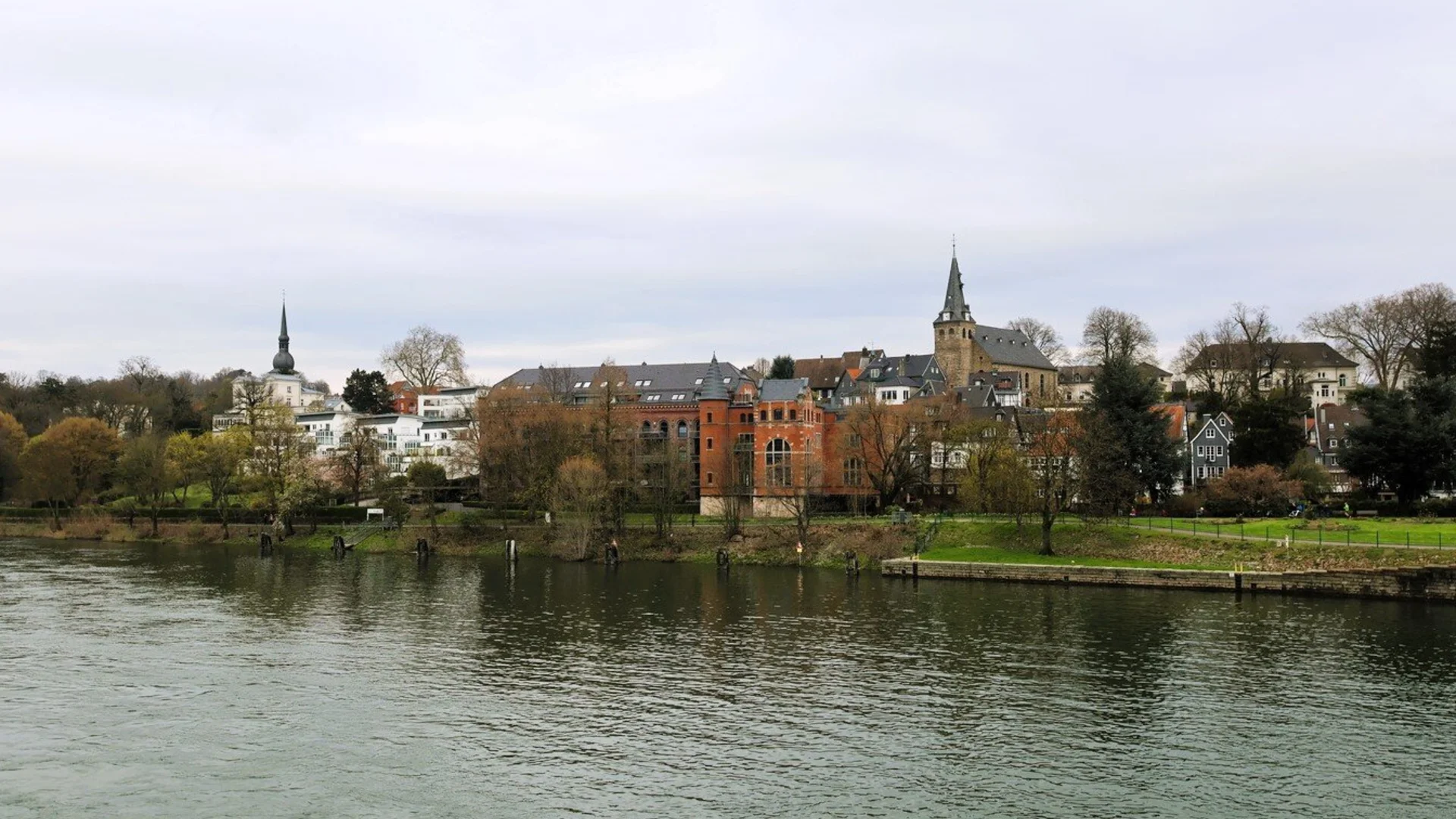 Kettwig Ansicht von anderer Ruhrseite | © Matthias Lucks