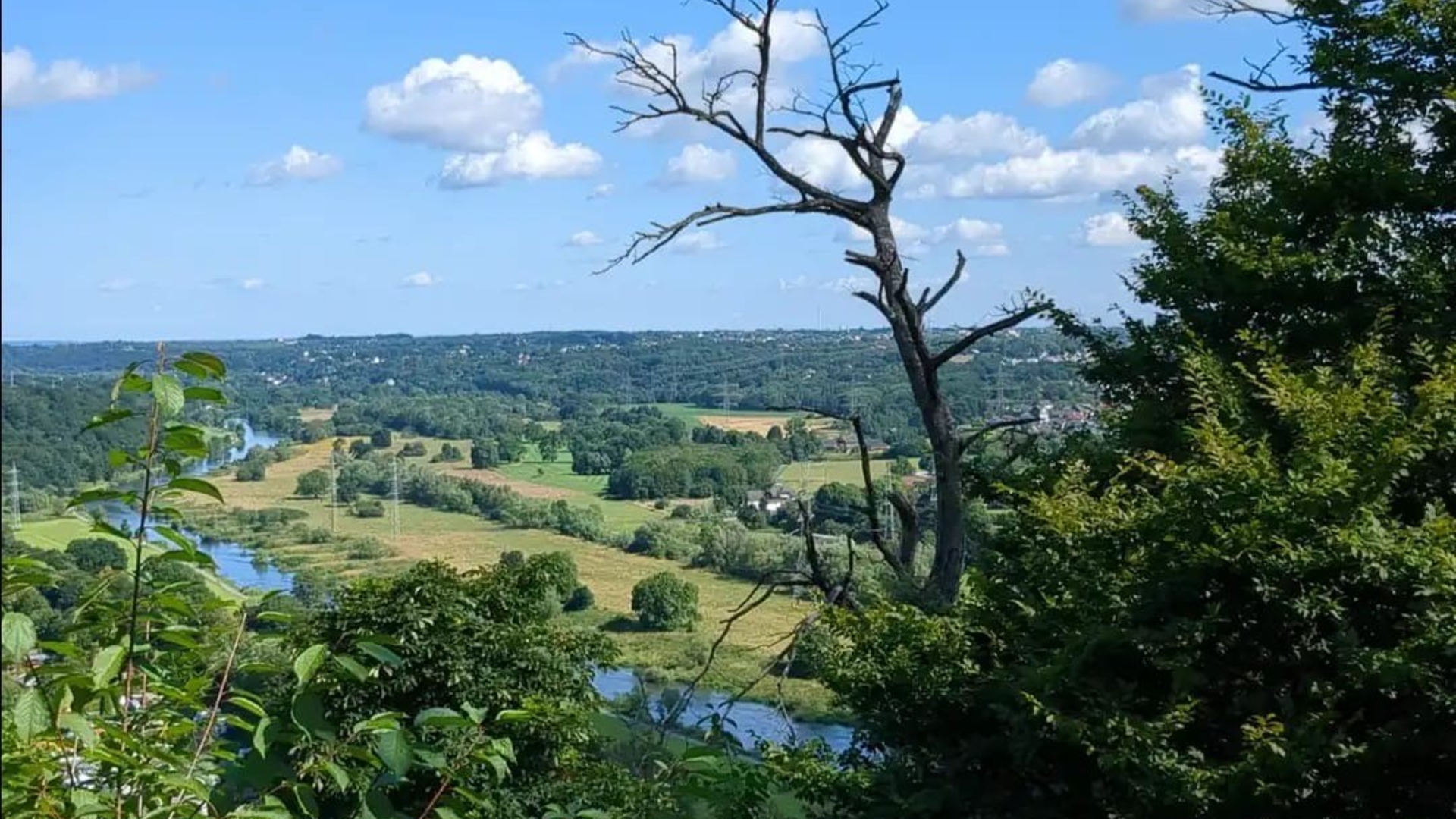 Blick von der Isenburg auf Ruhr | © Volker Bengs Blick von der Isenburg auf Ruhr | © Volker Bengs